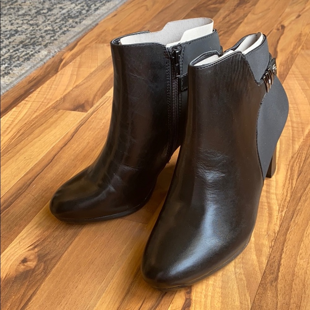 Brand new Anne Klein booties